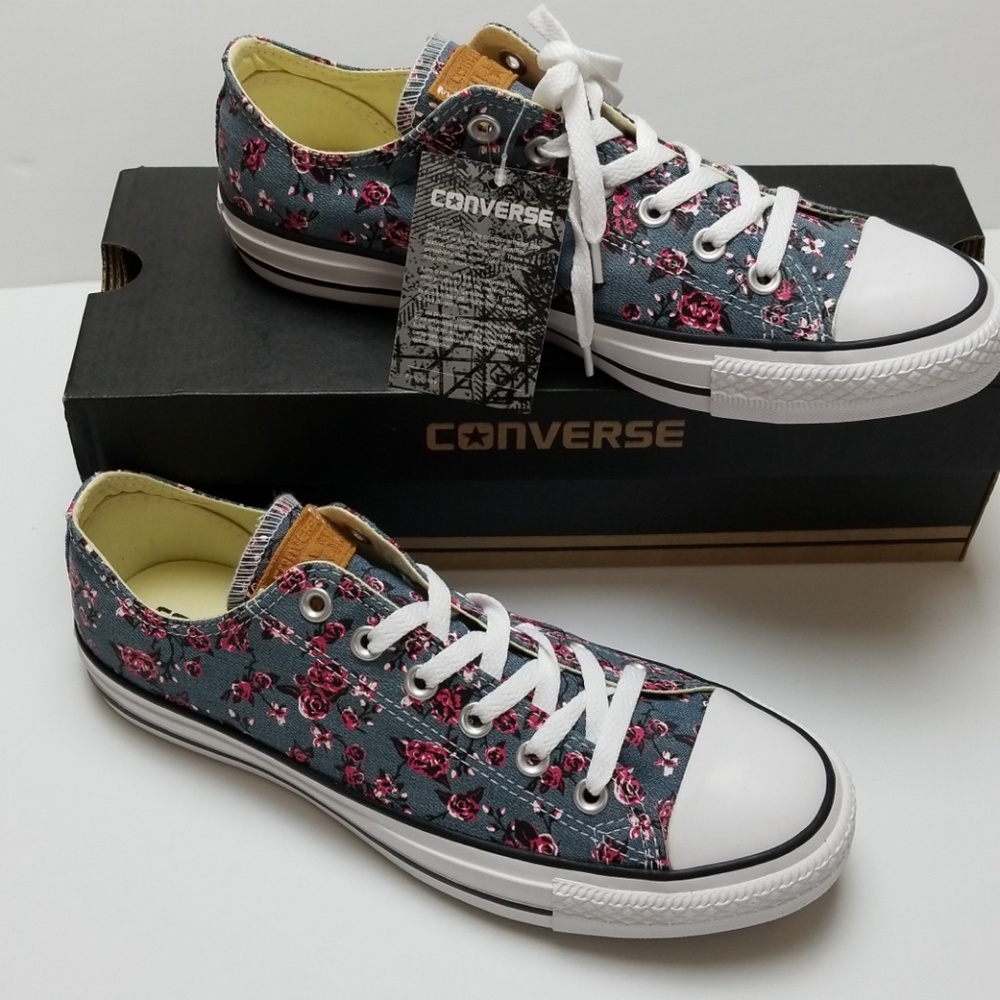 NWT Converse Denim Flower Print - Picture 1 of 6